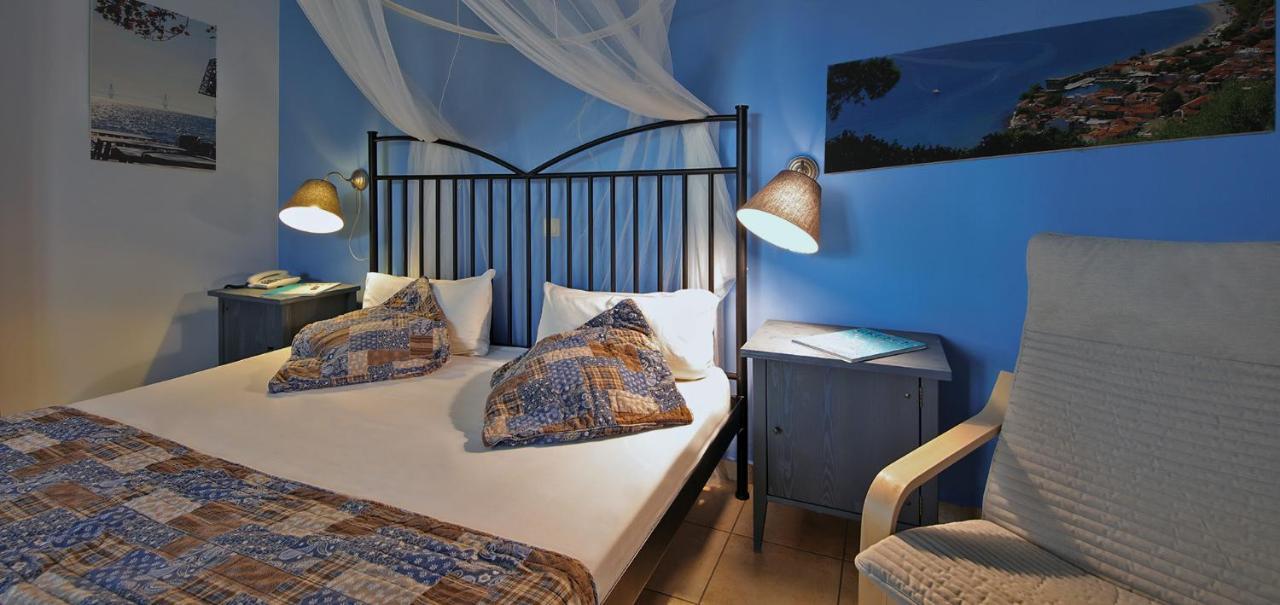 Aparthotel Oasis By The Sea Chiliadou  Exterior foto